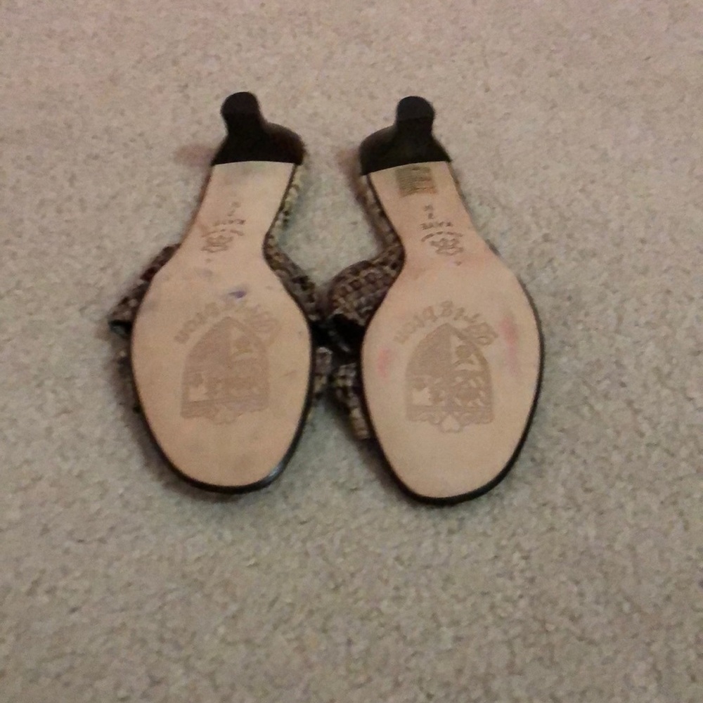 Sandals - Picture 3 of 3